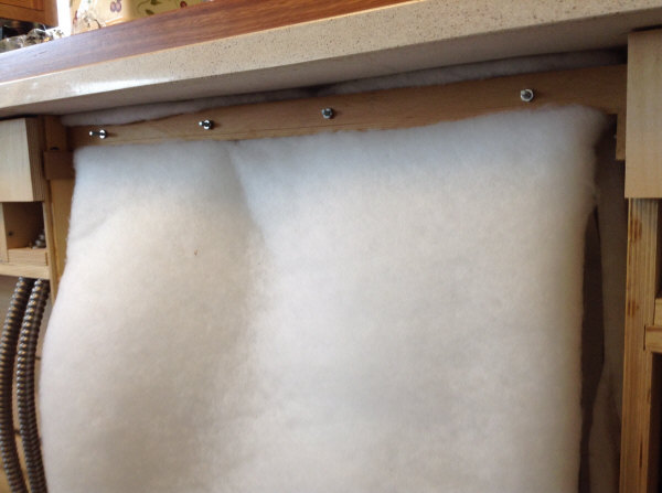 Dishwasher rear sound baffle, install 