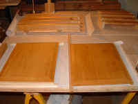 HTTP://www.synthmind.com/Raised_Panel_and_frame_oiled.JPG (306066 bytes)