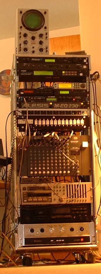 Synthesizer Rack Synthhmind