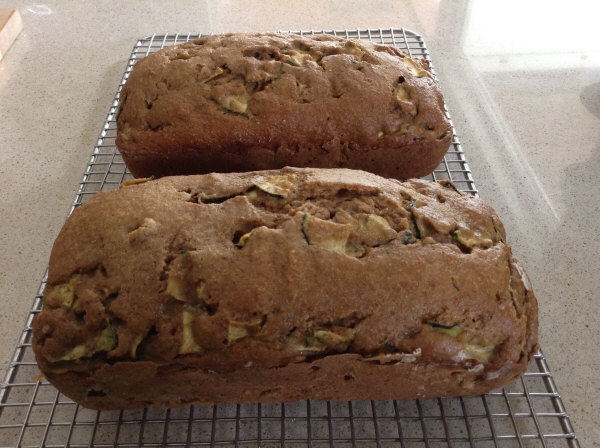 zucchini bread homemade